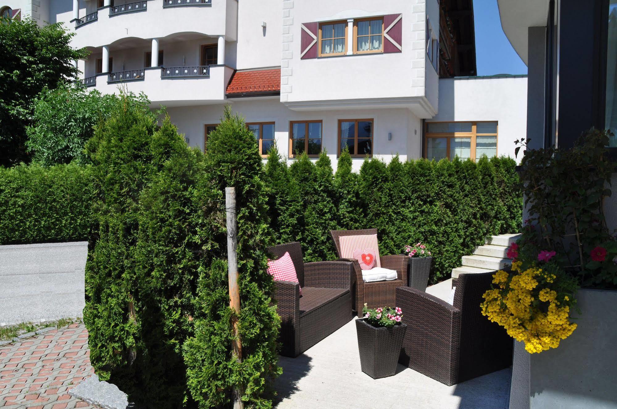 Ferienwelt Kesselgrub Hotel In Altenmarkt-Zauchensee Altenmarkt im Pongau Eksteriør billede